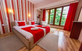 Hotel Pine